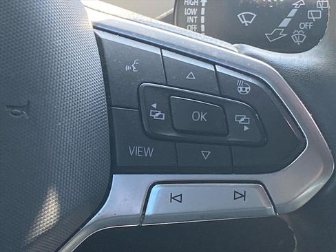 Used 2021 Volkswagen Atlas Cross Sport SEL image 5