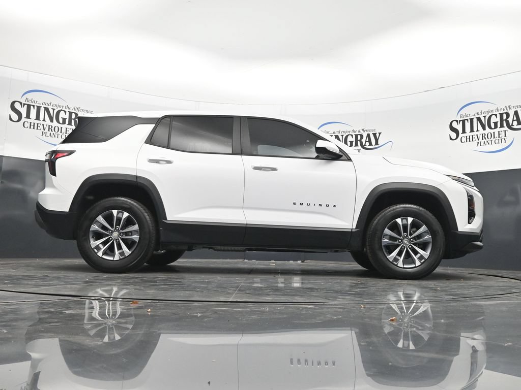 Certified 2025 Chevrolet Equinox LT w/ Safety and Technology Package FWD image 33