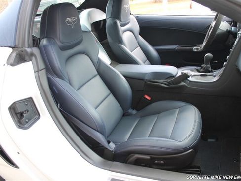 Used 2013 Chevrolet Corvette 427 w/ 1SC Preferred Equipment Group RWD image 24