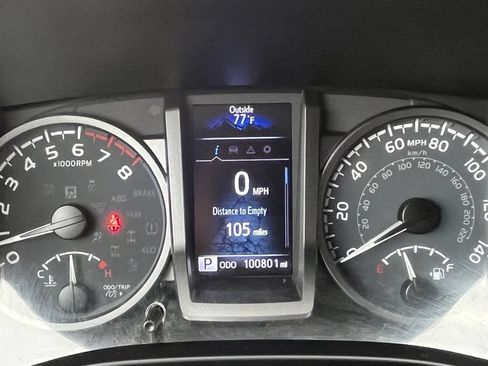 Used 2023 Toyota Tacoma TRD Sport AWD/4WD image 12