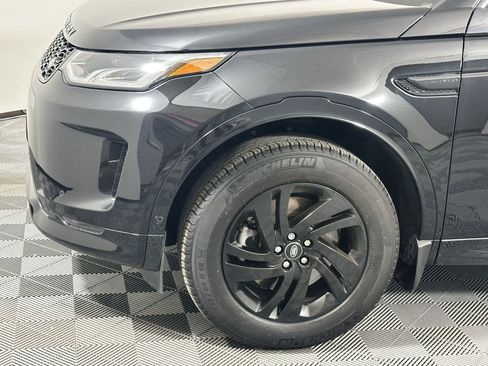 Certified 2025 Land Rover Discovery Sport S image 8