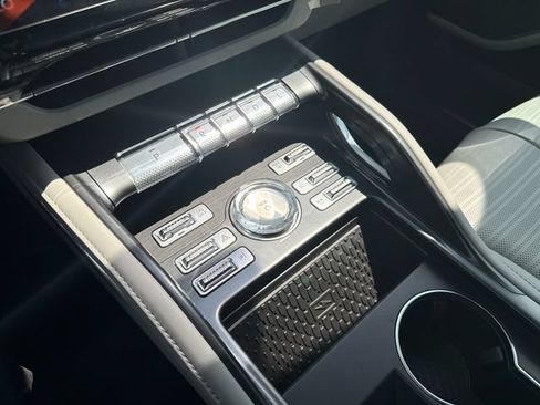 New 2026 Lincoln Nautilus Reserve AWD/4WD image 29