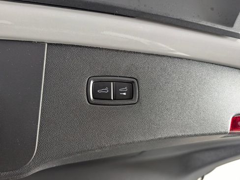 New 2026 Porsche Cayenne S AWD/4WD image 18