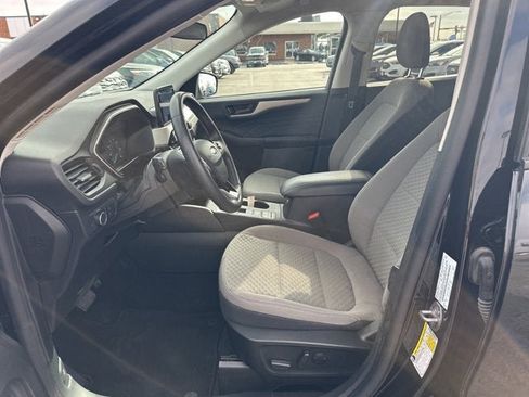 Certified 2022 Ford Escape SE w/ SE Sport Appearance Package image 13