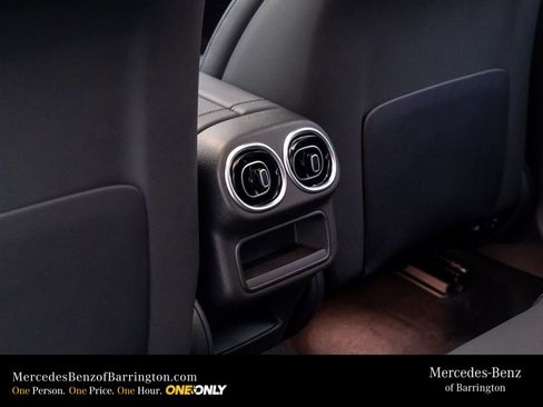 New 2026 Mercedes-Benz GLC 300 4MATIC image 21