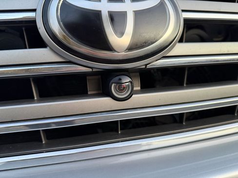Used 2013 Toyota Land Cruiser image 39