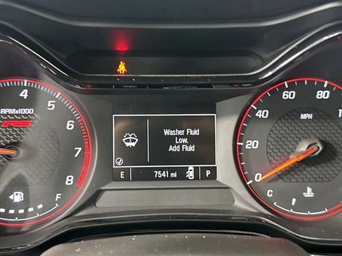 Used 2025 Chevrolet Trax RS w/ Driver Confidence Package image 18