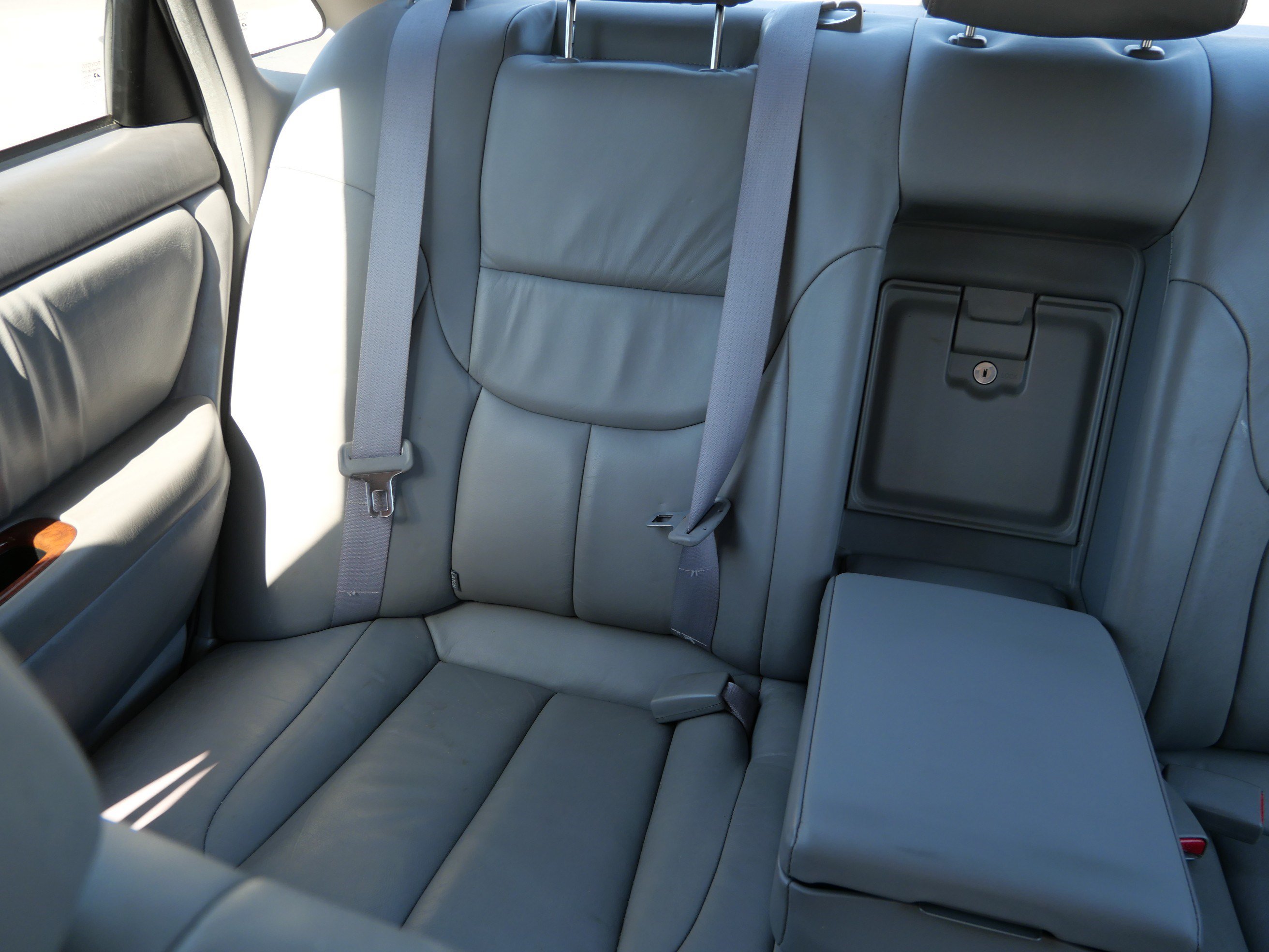 Used 2003 Toyota Avalon XLS FWD image 12