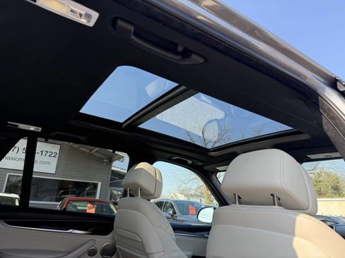 Used 2016 BMW X5 xDrive50i image 17