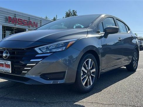 New 2025 Nissan Versa SV w/ Trunk Package image 9