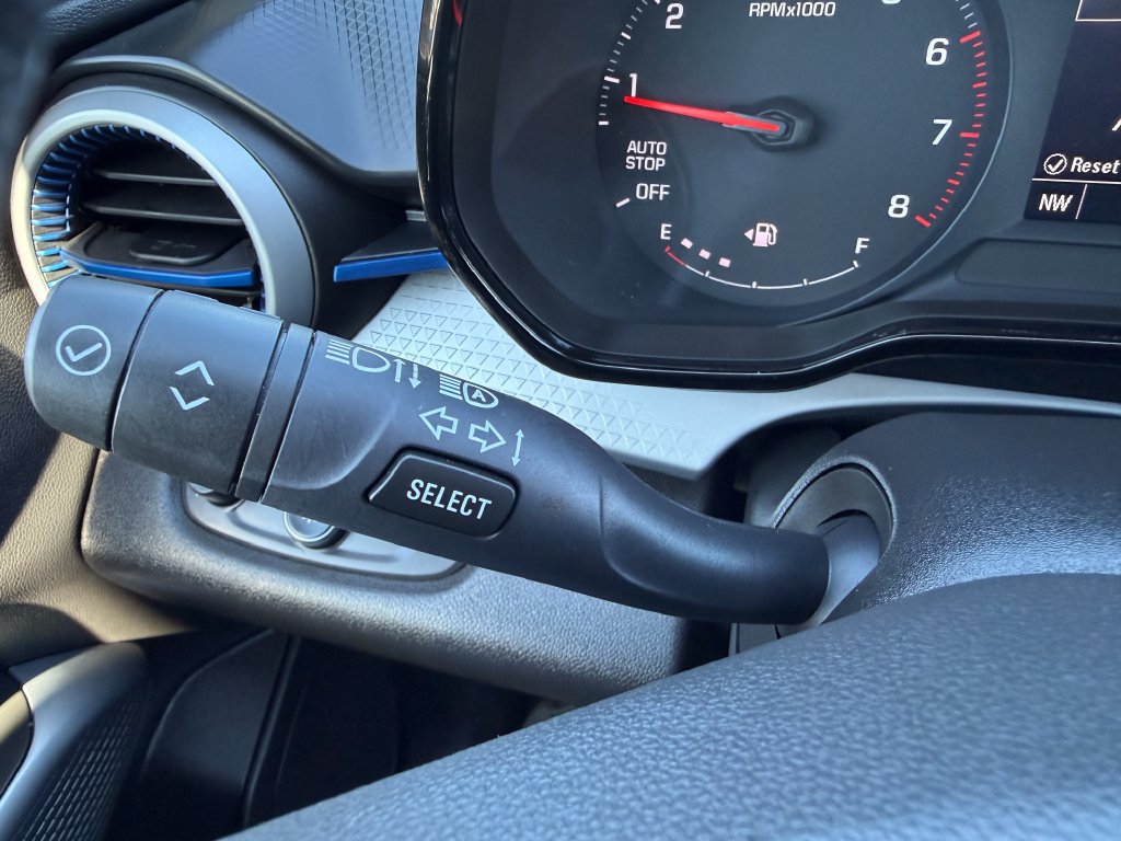 Used 2025 Chevrolet Trax LS FWD image 21