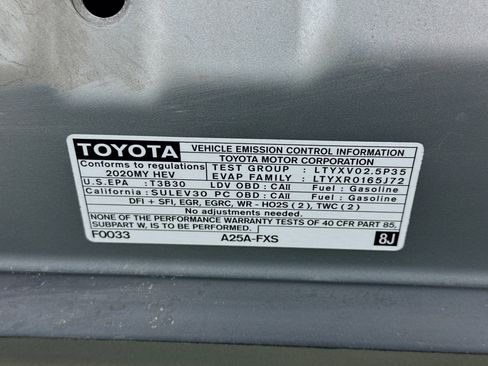 Used 2020 Toyota Camry LE image 19