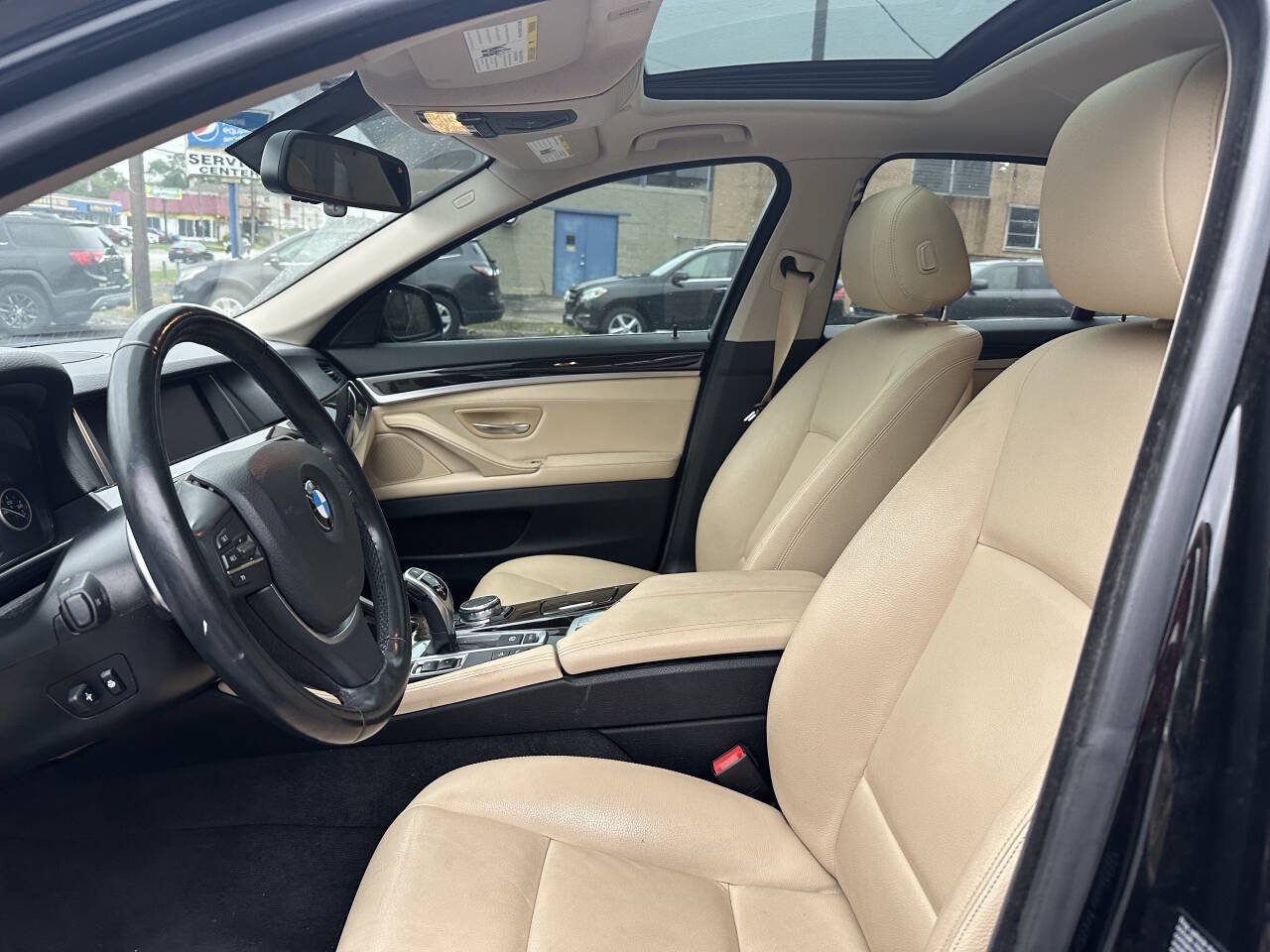 Used 2016 BMW 535i xDrive Sedan w/ Premium Package AWD/4WD image 24