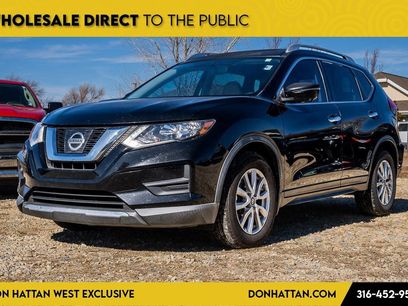 Used 2017 Nissan Rogue SV w/ SV Premium Package