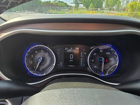 Used 2024 Chrysler Voyager LX FWD image 30
