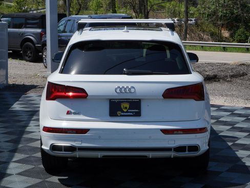 Used 2018 Audi SQ5 Premium Plus w/ S Sport Package AWD/4WD image 7