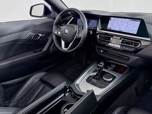 Used 2021 BMW Z4 sDrive30i w/ Executive Package image 15