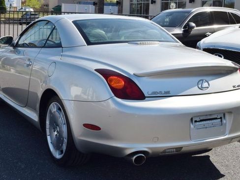 Used 2004 Lexus SC 430 Convertible image 16