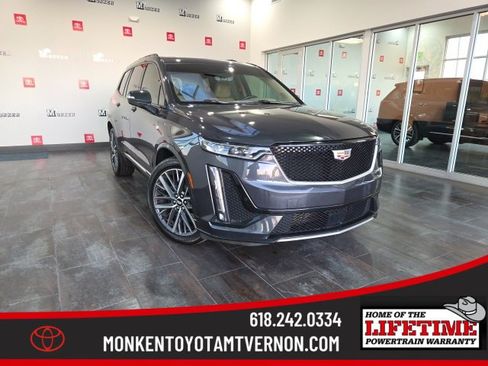 Used 2022 Cadillac XT6 Sport w/ Platinum Package image 1