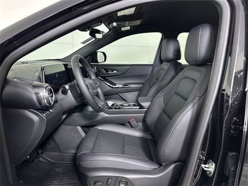 New 2026 Chevrolet Equinox LT w/ Convenience Package II image 19