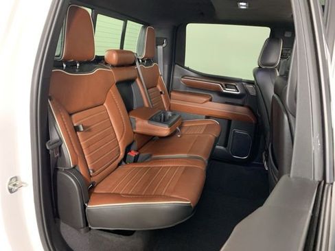 Used 2023 GMC Sierra 1500 Denali Ultimate image 40