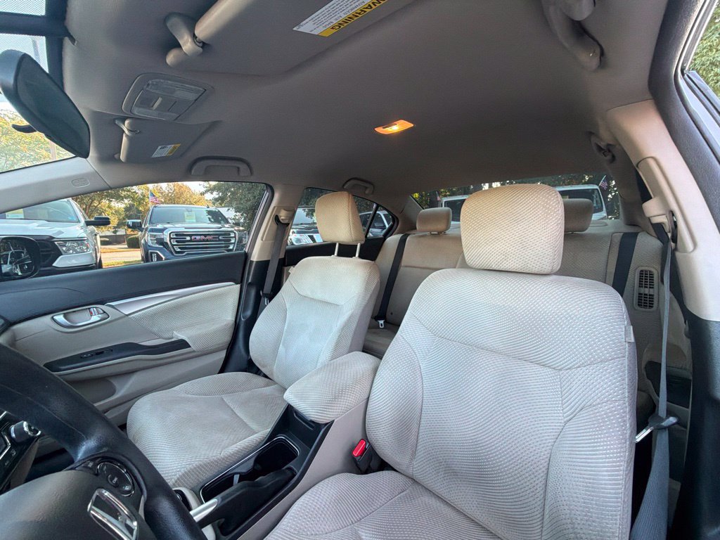 Used 2013 Honda Civic Hybrid Sedan image 12