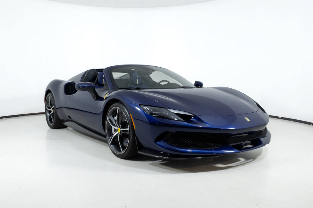 Used 2024 Ferrari 296 GTS RWD image 11