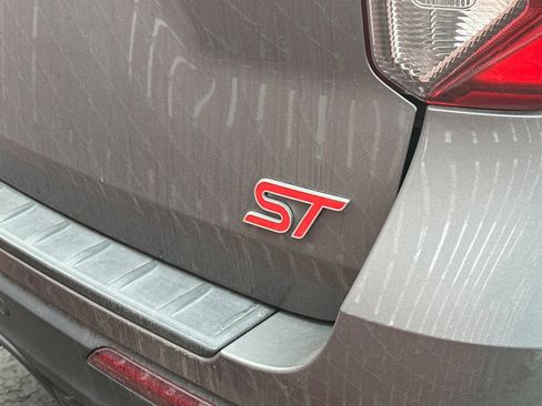 Used 2023 Ford Explorer ST w/ Equipment Group 401A image 6