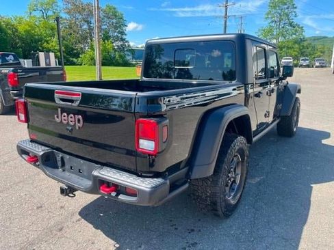 Used 2023 Jeep Gladiator Rubicon w/ Cold Weather Group AWD/4WD image 4