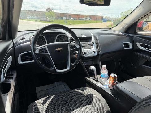 Used 2011 Chevrolet Equinox LT w/ Driver Convenience Package FWD image 9