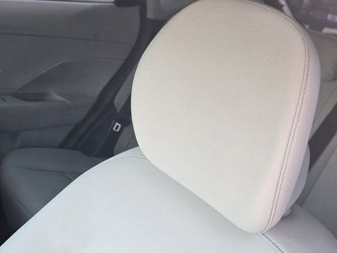 Certified 2026 Hyundai Kona SE FWD image 14
