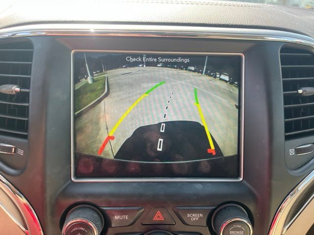 Used 2018 Jeep Grand Cherokee Overland RWD image 25