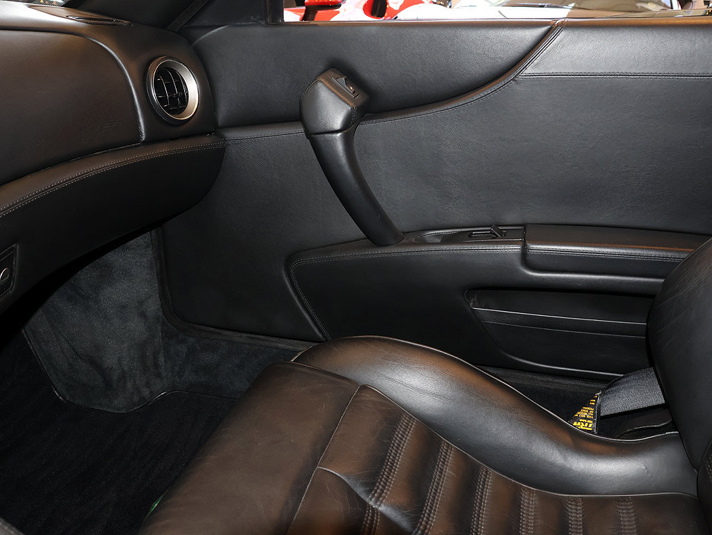Used 1997 Ferrari 550 Maranello Coupe RWD image 96