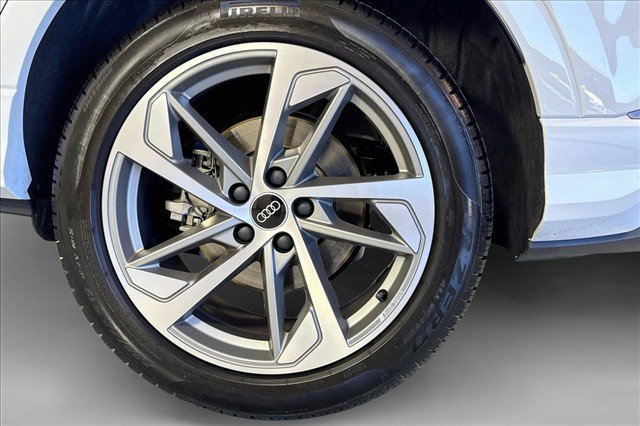 Used 2025 Audi Q3 2.0T Premium w/ Convenience Plus Package AWD/4WD image 30