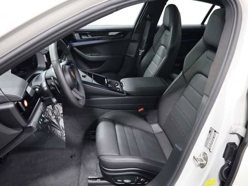 New 2026 Porsche Panamera RWD image 6