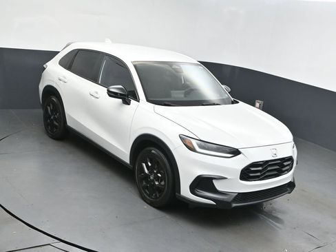 Used 2024 Honda HR-V Sport image 36