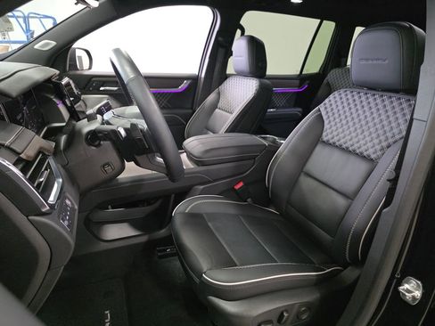 Used 2025 GMC Acadia Denali w/ Super Cruise Package AWD/4WD image 9