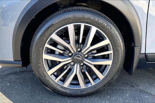Certified 2023 Nissan Kicks SV FWD image 8