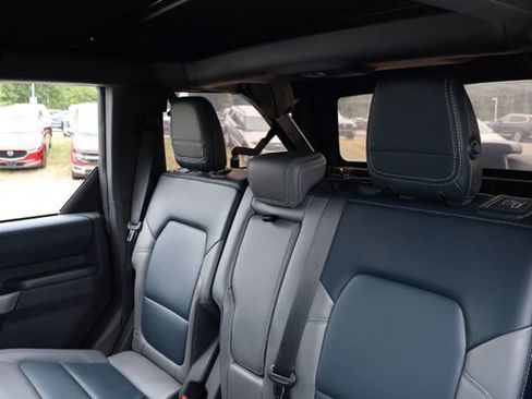 Used 2023 Ford Bronco Outer Banks AWD/4WD image 14