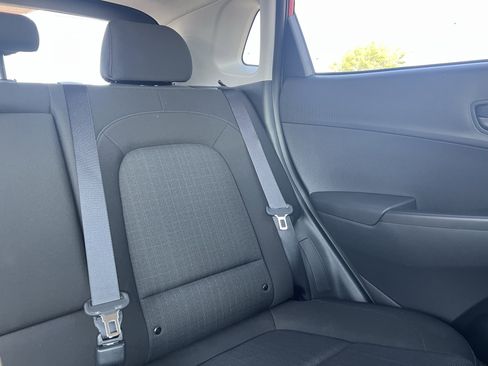 Used 2022 Hyundai Kona SEL image 14