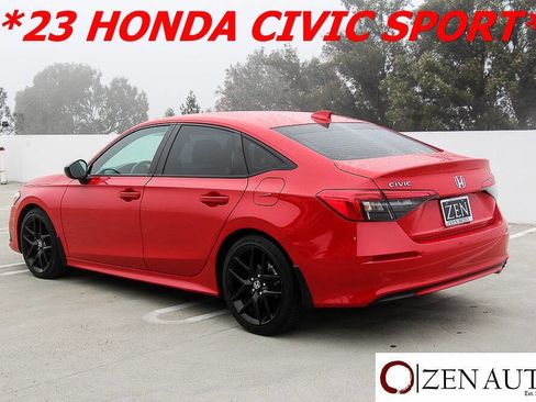 Used 2023 Honda Civic Sport image 8