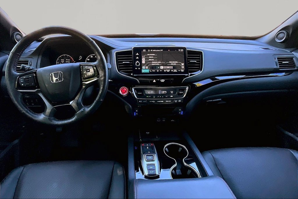 Certified 2024 Honda Ridgeline Black Edition image 7