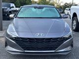 Used 2023 Hyundai Elantra SEL image 2
