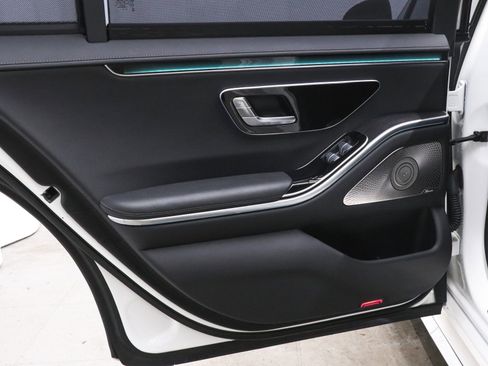 Used 2022 Mercedes-Benz S 500 4MATIC image 19