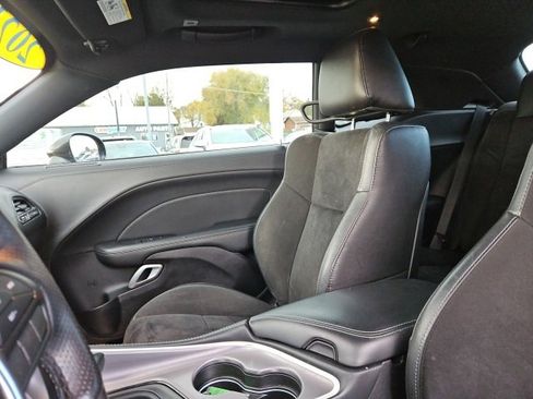 Used 2021 Dodge Challenger GT w/ Plus Package image 27