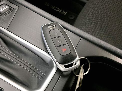 New 2026 Nissan Kicks S image 31