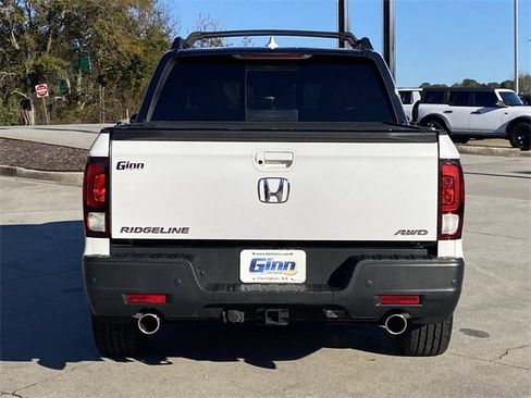 Used 2023 Honda Ridgeline Black Edition image 4