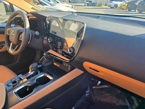 Used 2026 Lexus NX 350 AWD w/ Accessory Package (Z1) image 12