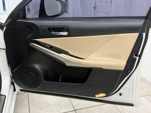 Used 2014 Lexus IS 350 w/ Navigation Package RWD image 21