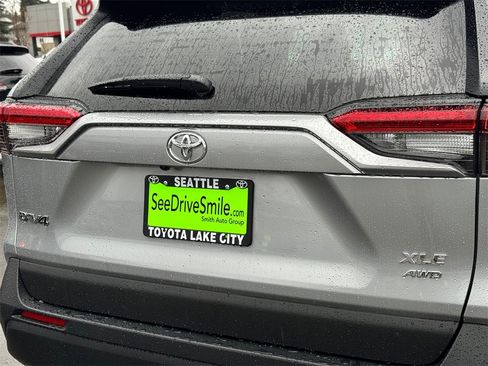 New 2025 Toyota RAV4 XLE image 15